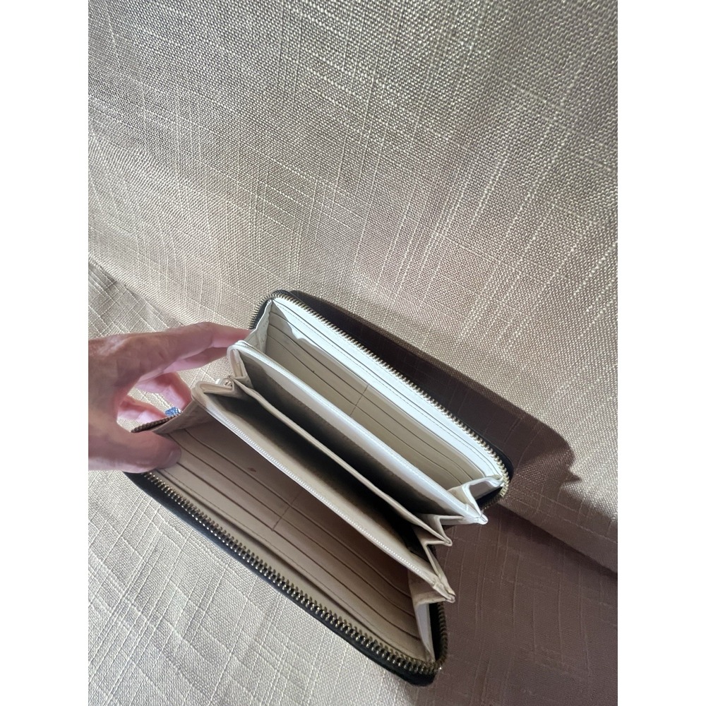 Kate Spade New York Black Patent Leather Zip Around Wallet Continental - Picture 5 of 9